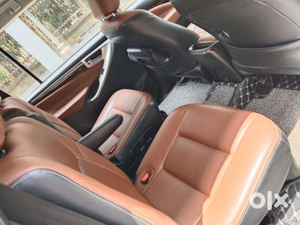 Toyota Innova Crysta 2.8 Gx At 7 Str, 2019, Diesel