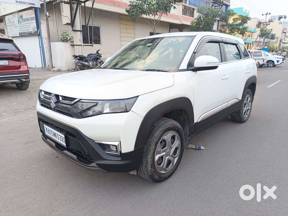 Maruti Suzuki Brezza 1.5 Lxi Cng, 2024, Cng & Hybrids