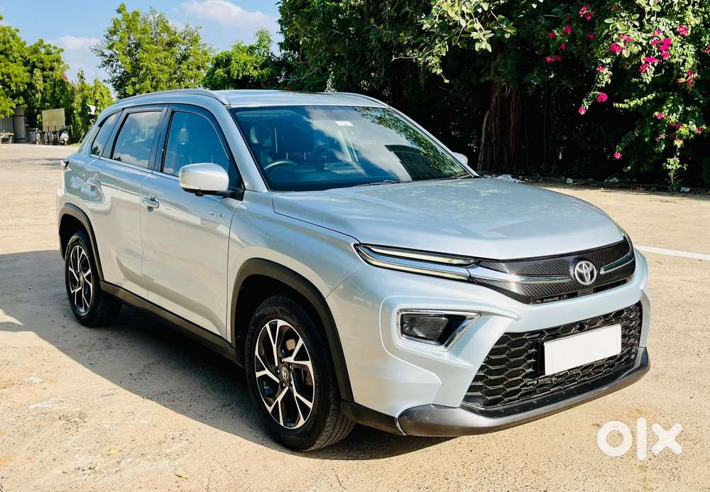 Toyota Urban Cruiser Hyryder 1.5 V Hybrid, 2024, Petrol