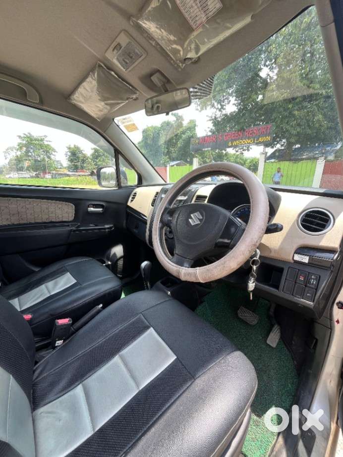 Maruti Suzuki Wagon R Vxi Amt1.2, 2017, Petrol