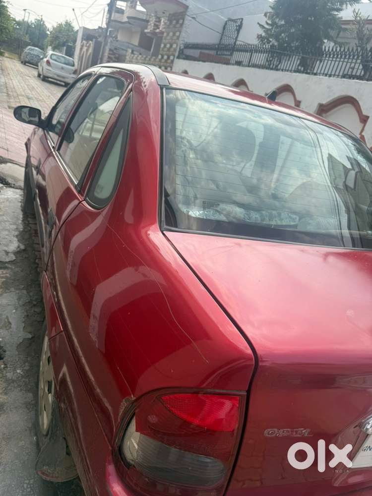 Opel Corsa 1.4 Gsi 2005 Car