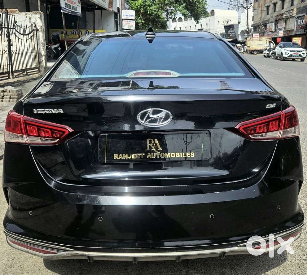 Hyundai Verna 1.5 Sx Petrol Mt, 2022, Petrol