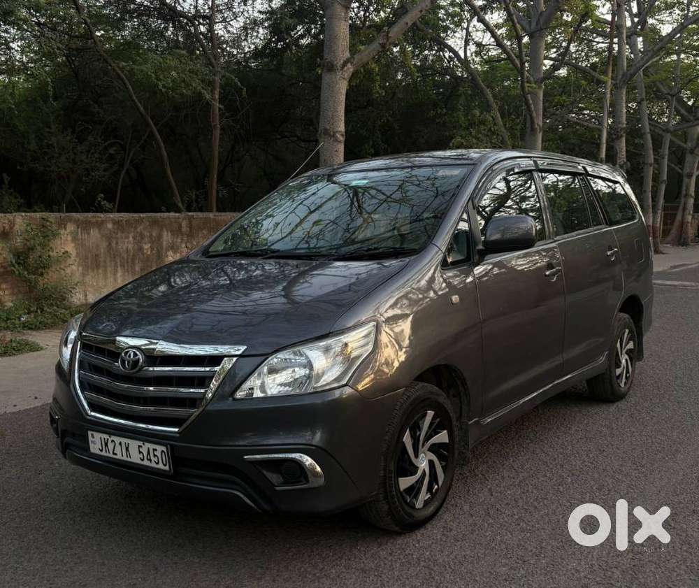 Toyota Innova 2.5 G (diesel) 7 Seater Bs Iv, 2015, Diesel