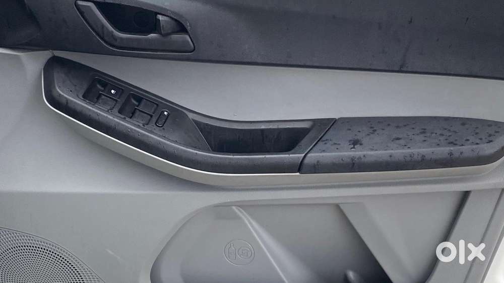Tata Tiago 1.2 Revotron Xt, 2021, Petrol