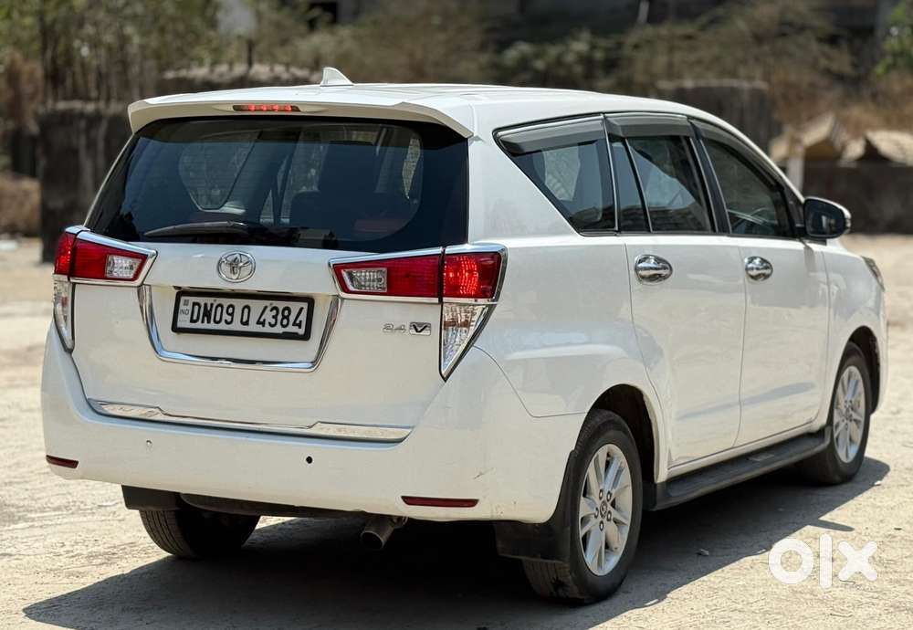 Toyota Innova Crysta 2.4 V, 2018, Diesel
