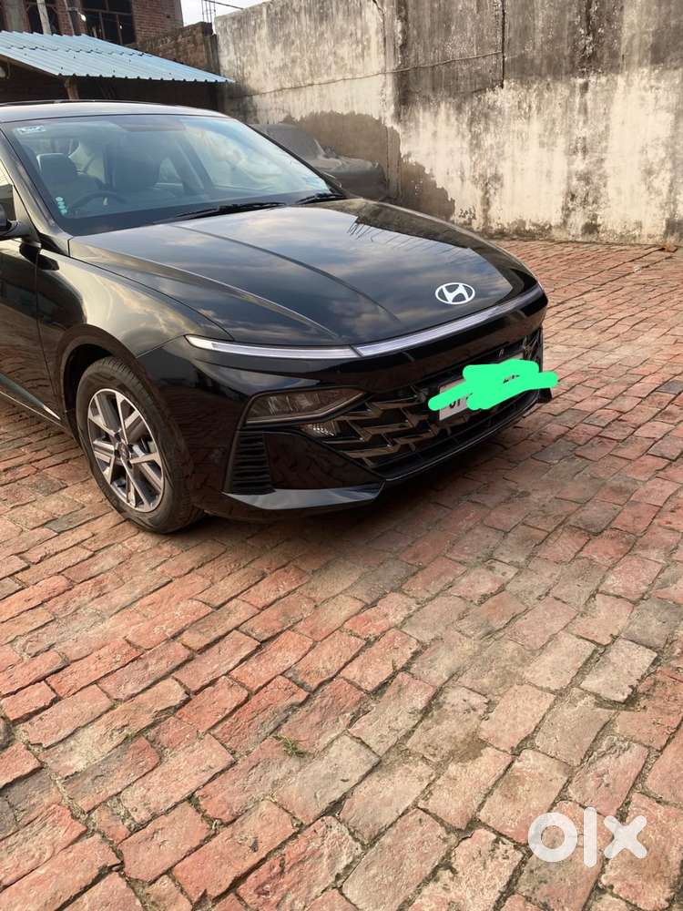 Hyundai Verna 2024 Suv