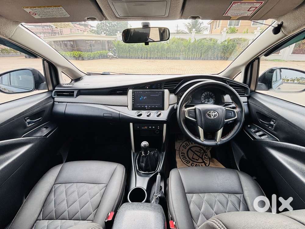 Toyota Innova Crysta 2.4 Gx Mt, 2016, Diesel