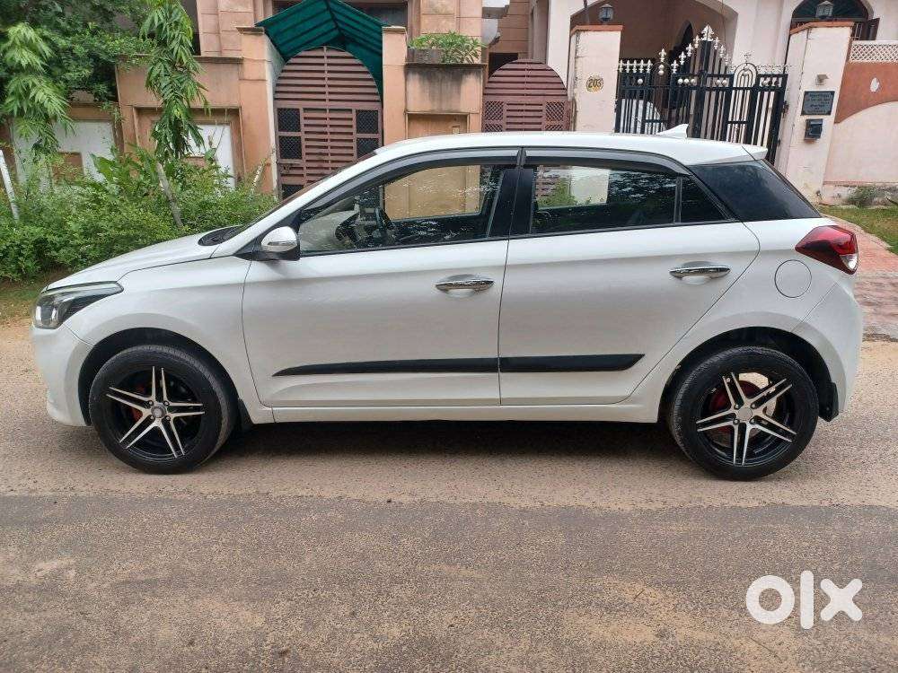 Hyundai Elite I20 Sportz (o) 1.4, 2017, Diesel