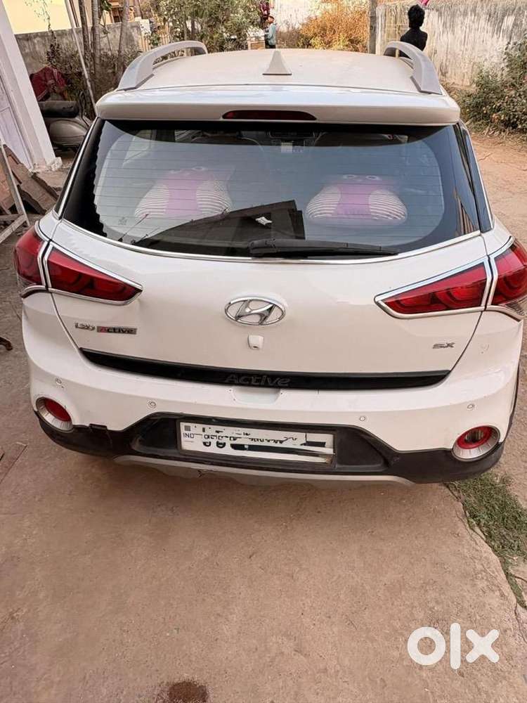 Hyundai I20 Active 2018 Petrol Well Maintained