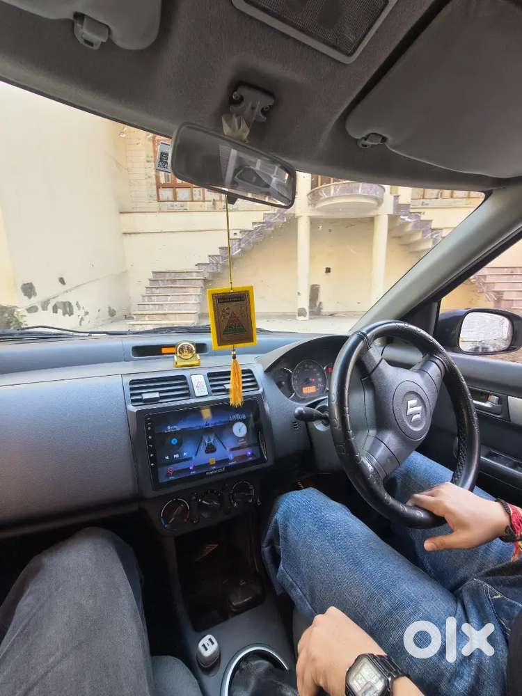 Maruti Suzuki Swift 2010