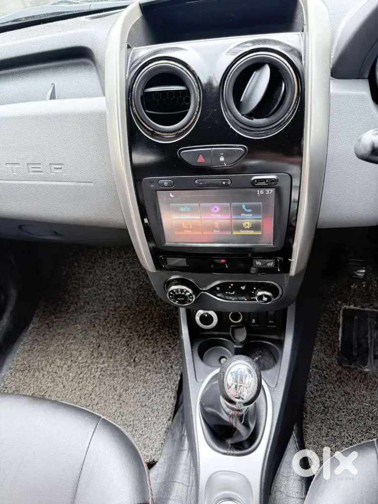 Duster 2016 Nov 4x4  6 Speed Mt Adventure Edition 110 Ps Rxz Diesel1.5