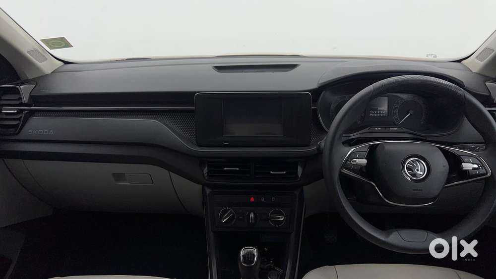 Skoda Kushaq Active 1.0 Tsi Mt, 2022, Petrol