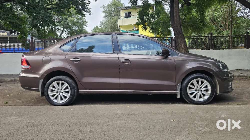 Volkswagen Vento 1.2 Tsi Highline At, 2017, Petrol