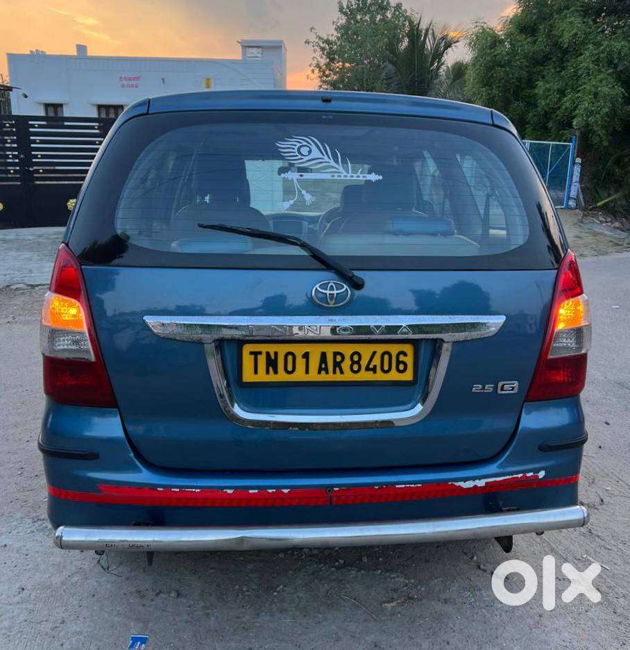 Toyota Innova 2.5 G (diesel) 8 Seater, 2012, Diesel