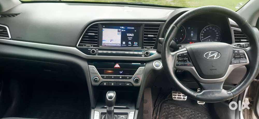 Hyundai Elantra 1.6 Sx Option At, 2018, Petrol