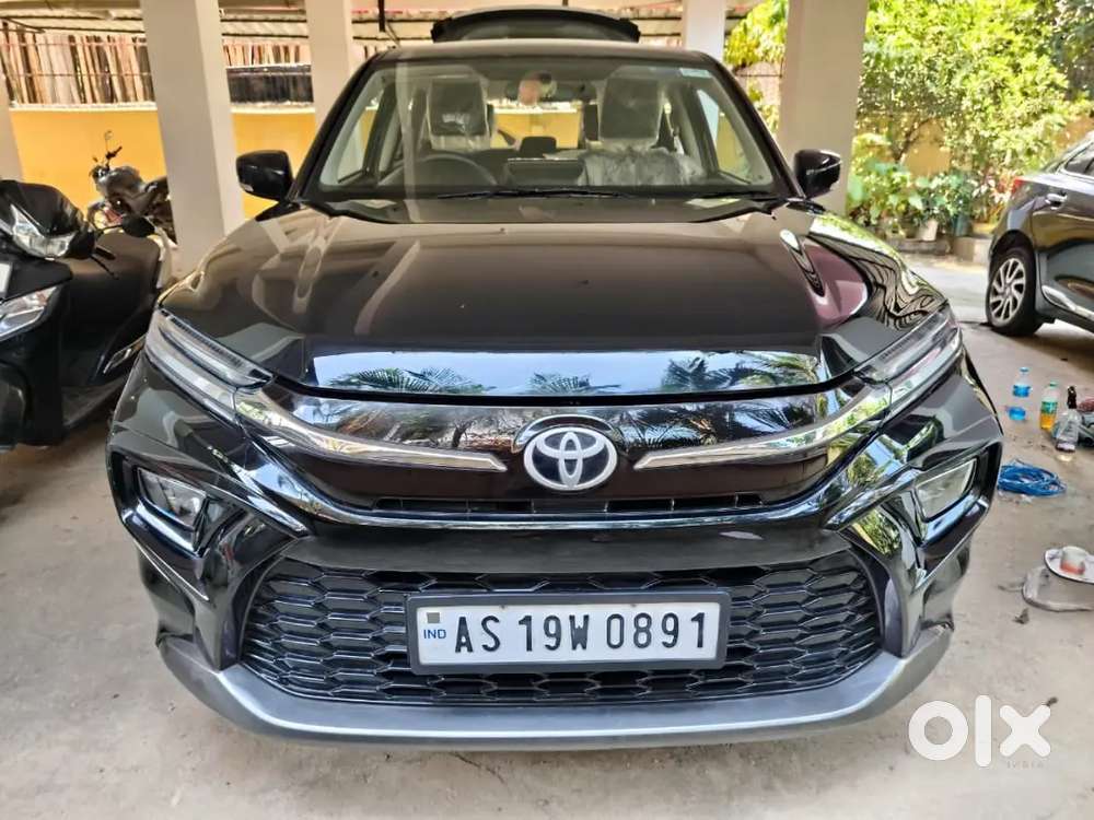 Toyota Urban Cruiser Hyryder 2025 Petrol 17000 Km Driven