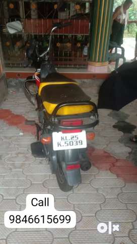 Tvs luna second hand price hotsell