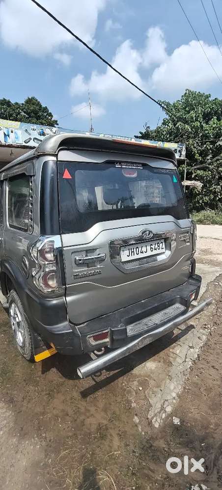 Mahindra Scorpio S2  2016