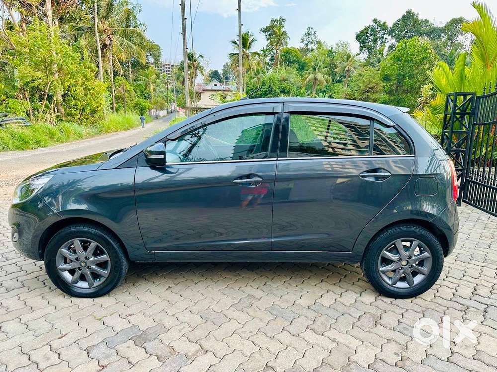 Tata Bolt Quadrajet Xt, 2014, Petrol