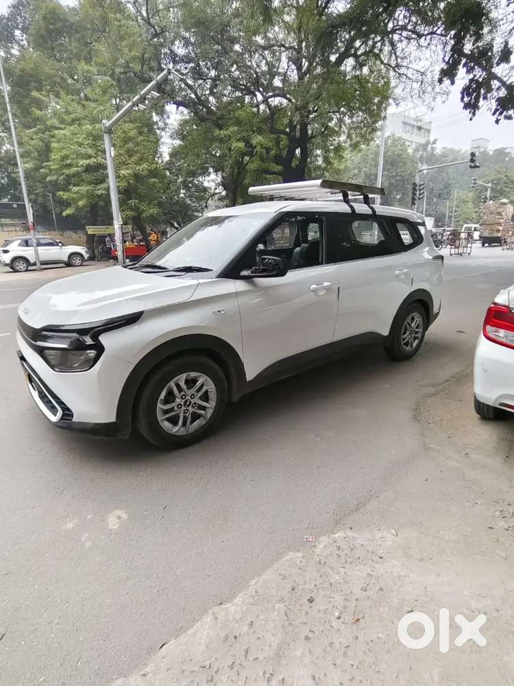Kia Carens Diesel Manual 2024