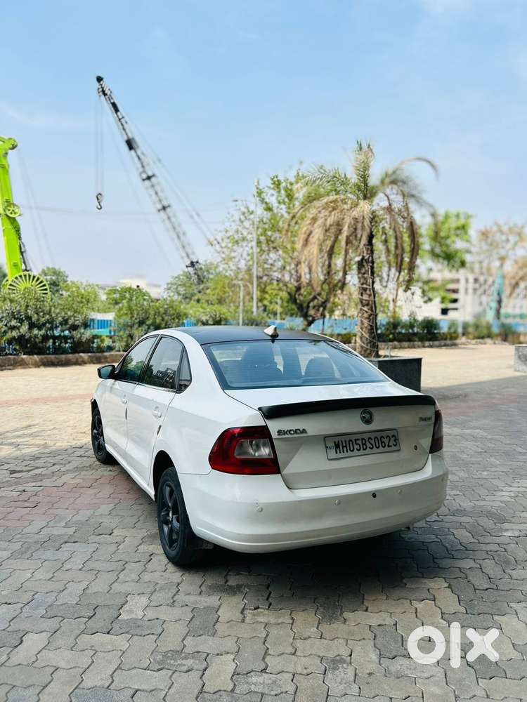 Skoda Rapid 1.5 Elegance Tdi Mt, 2013, Diesel