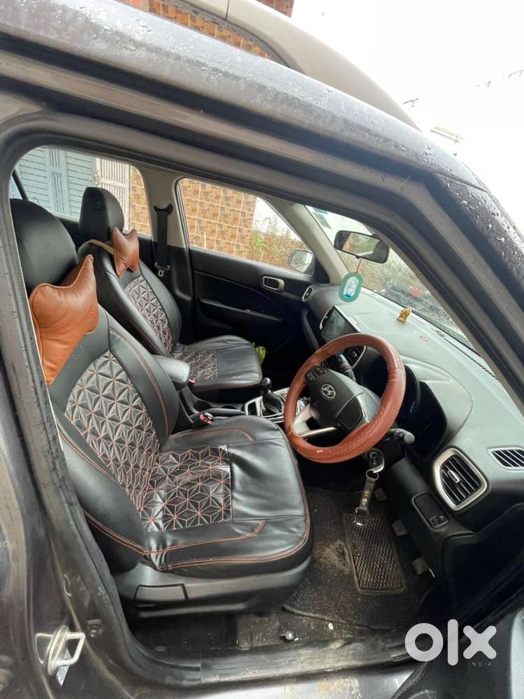 Hyundai Venue Mt 2020
