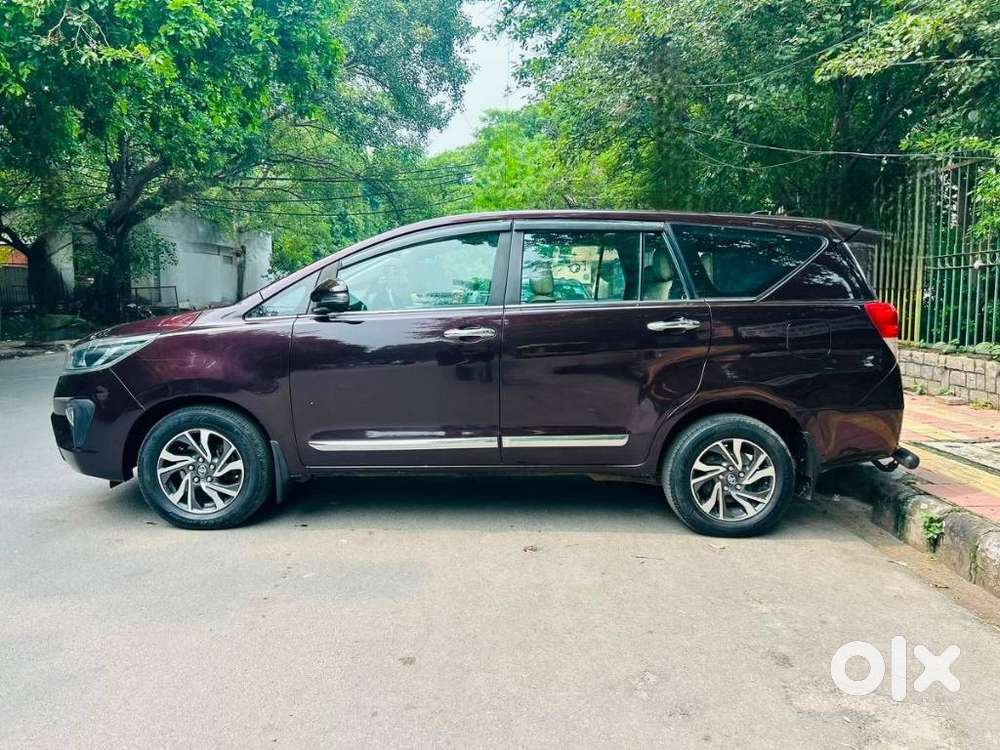 Toyota Innova Crysta 2.4 V 8 Str, 2021, Diesel