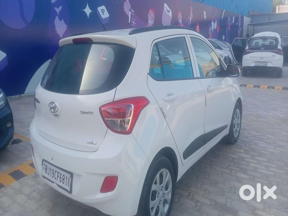 Hyundai Grand I10 1.2 Kappa Sportz, 2015, Petrol