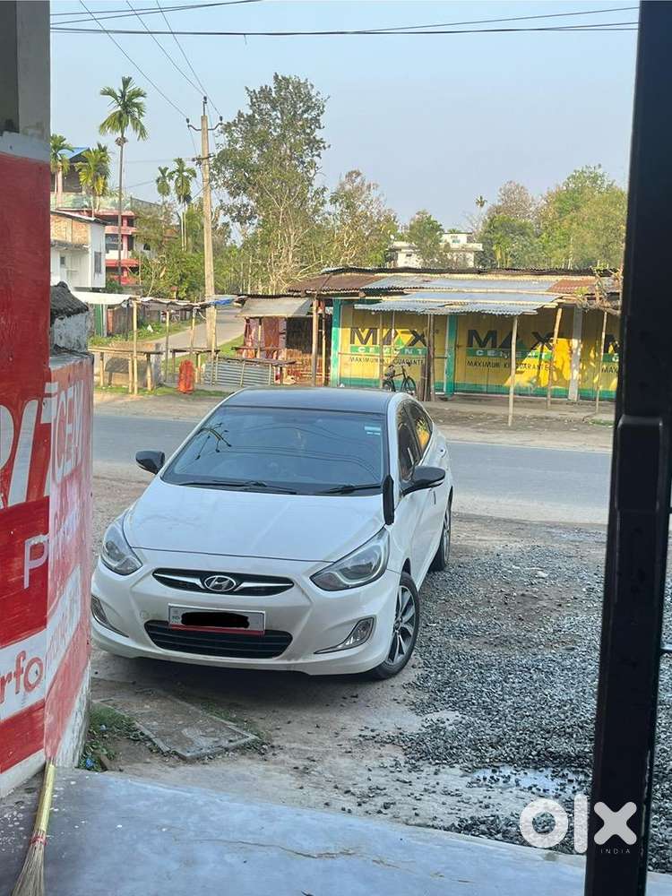 Hyundai Verna 2015 Petrol Well Maintained