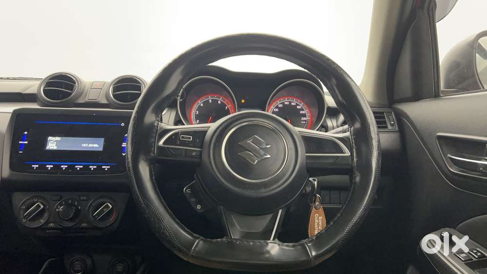 Maruti Suzuki Swift Amt Vvt Vxi, 2022, Petrol