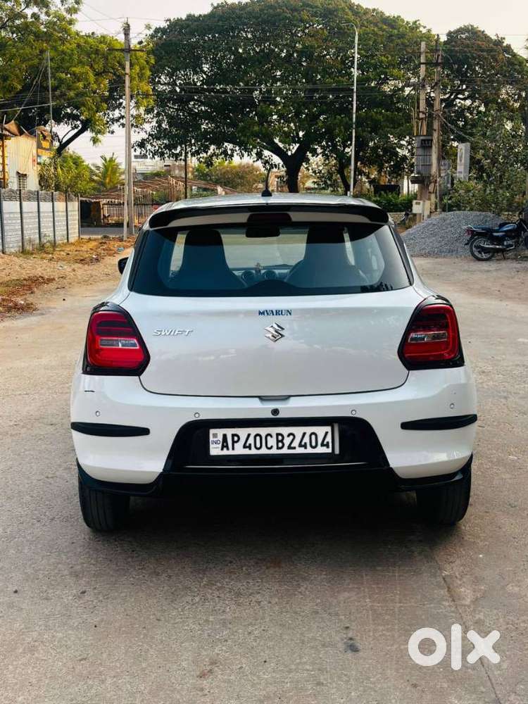 Maruti Suzuki Swift Lxi Optional-o, 2024, Petrol