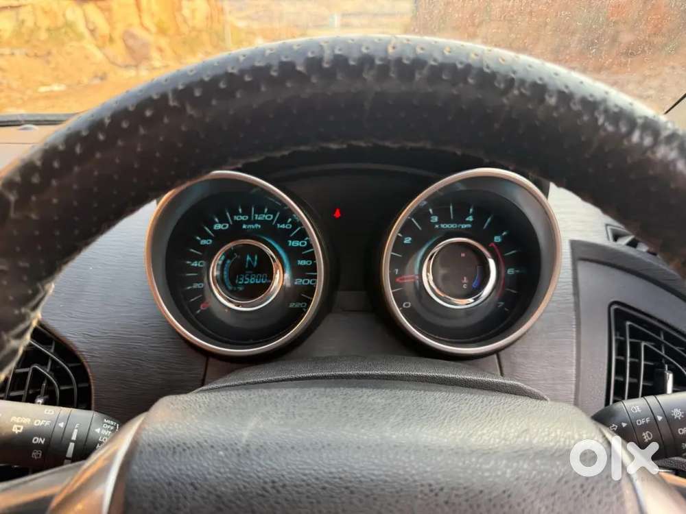 Mahindra Xuv500 2018 Diesel 140000 Km Driven