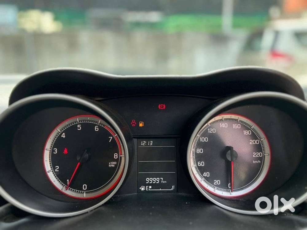 Maruti Suzuki Swift Vxi 1.2 Abs Bs-iv, 2018, Petrol