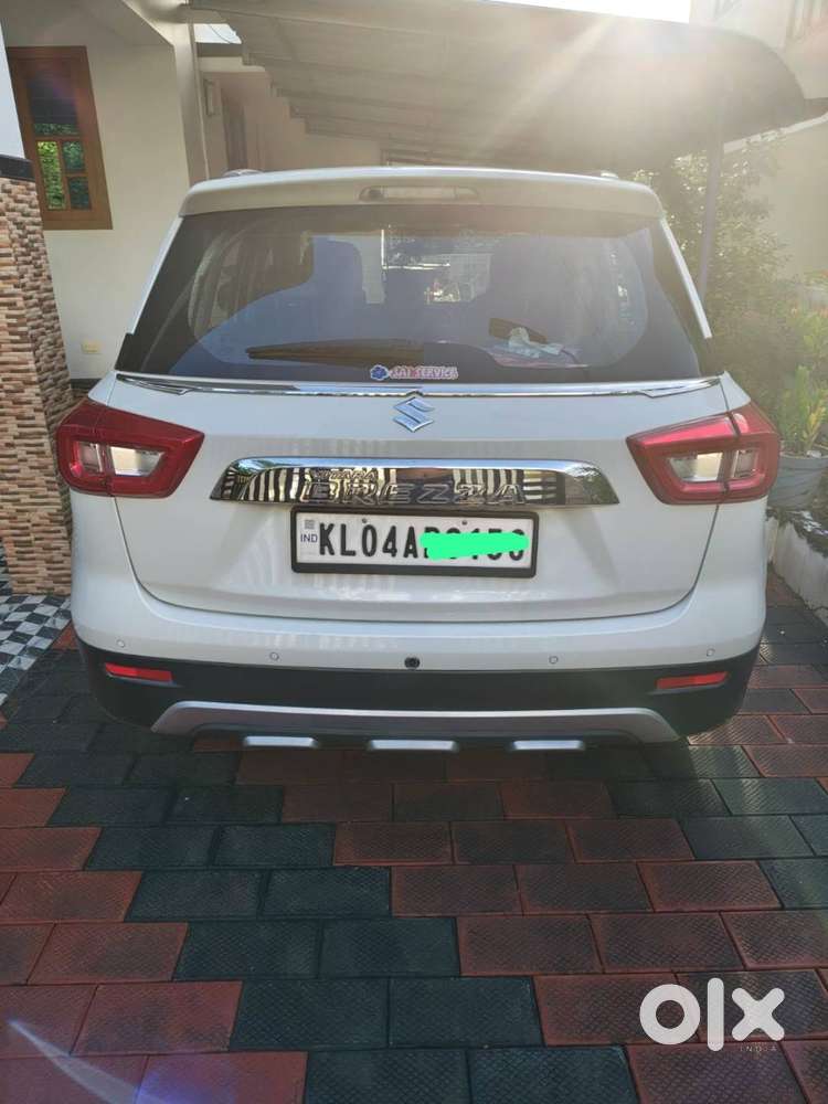 Maruti Suzuki V. Brezza Zxi 2021 Petrol 24500 Km Driven
