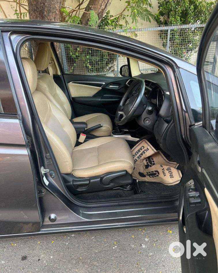 Honda Jazz V Mt Privilege, 2017, Petrol