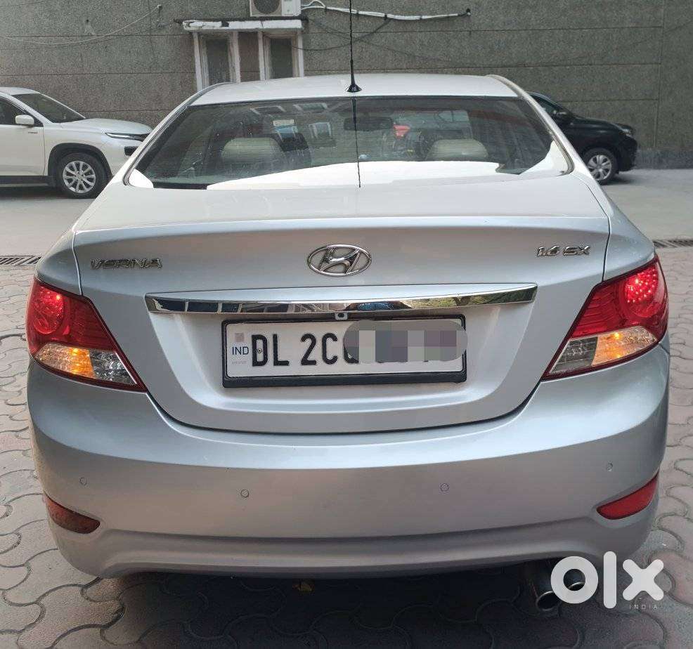 Hyundai Verna 1.6 Sx (o) Vtvt At, 2013, Petrol
