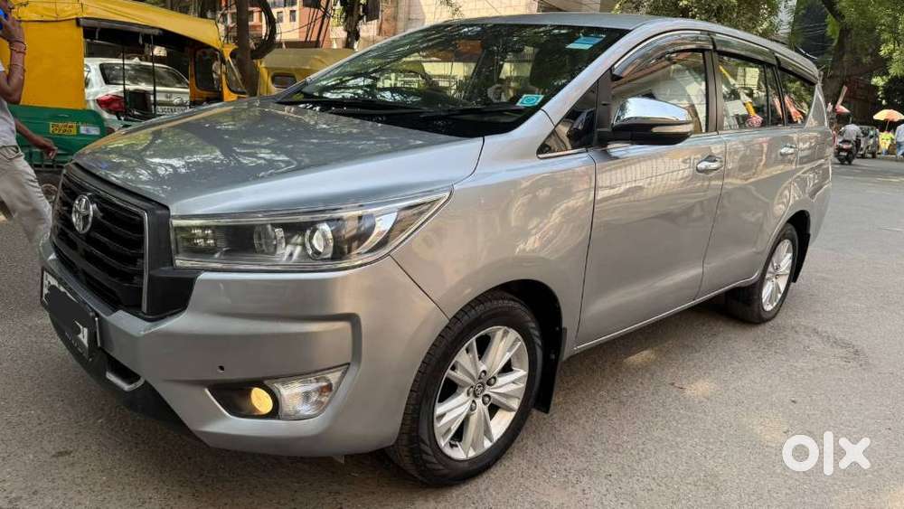 Toyota Innova Crysta 2.8 Zx At 7 Seater, 2017, Diesel