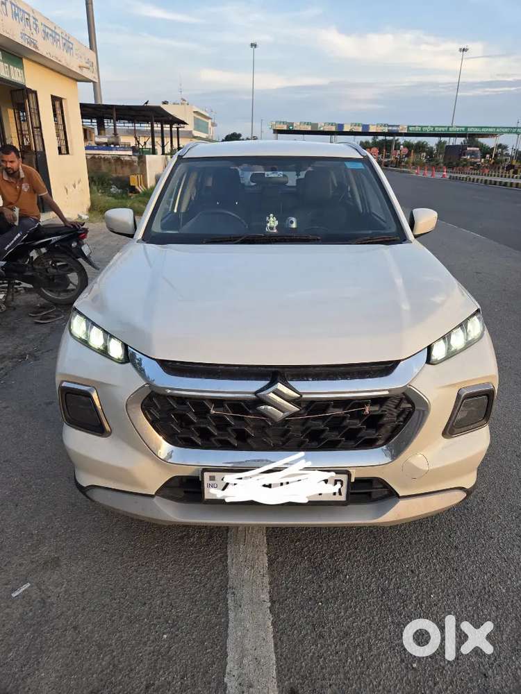 Superb Mileage 28+ Maruti Suzuki Vitara 2025 Automatic Strong Hybrid