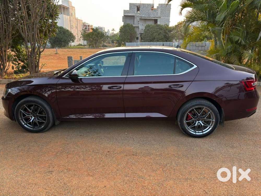 Skoda Superb Lk 1.8 Tsi At, 2016, Petrol