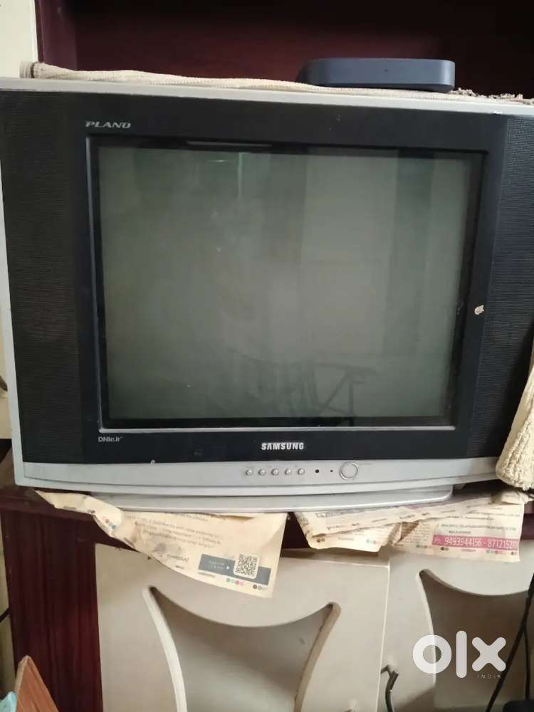 SAMSUNG PLANO 20CRT