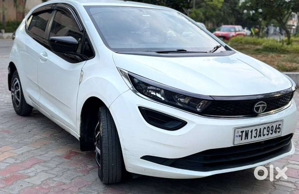 Tata Altroz Xe Petrol, 2024, Petrol