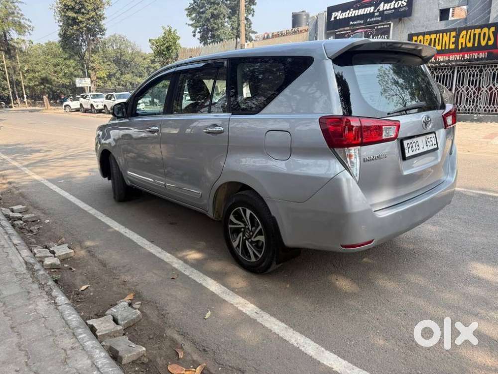 Toyota Innova Crysta 2.8 Gx At, 2021, Diesel