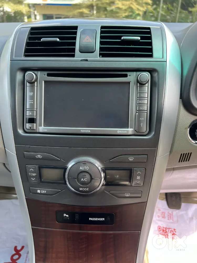 Toyota Corolla Altis 2011 Cng & Hybrids 100000 Km Driven