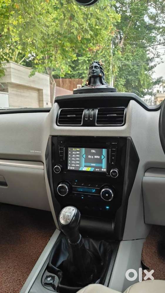 Mahindra Scorpio S10, 2016, Diesel