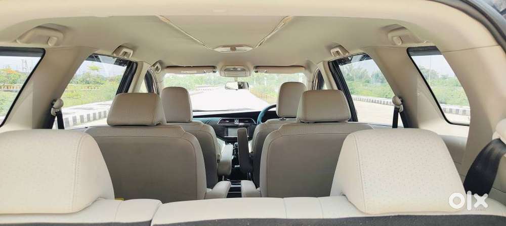 Mahindra Marazzo M8, 2019, Diesel