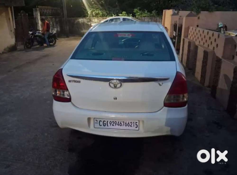 Toyota Etios 1.5 V 2016