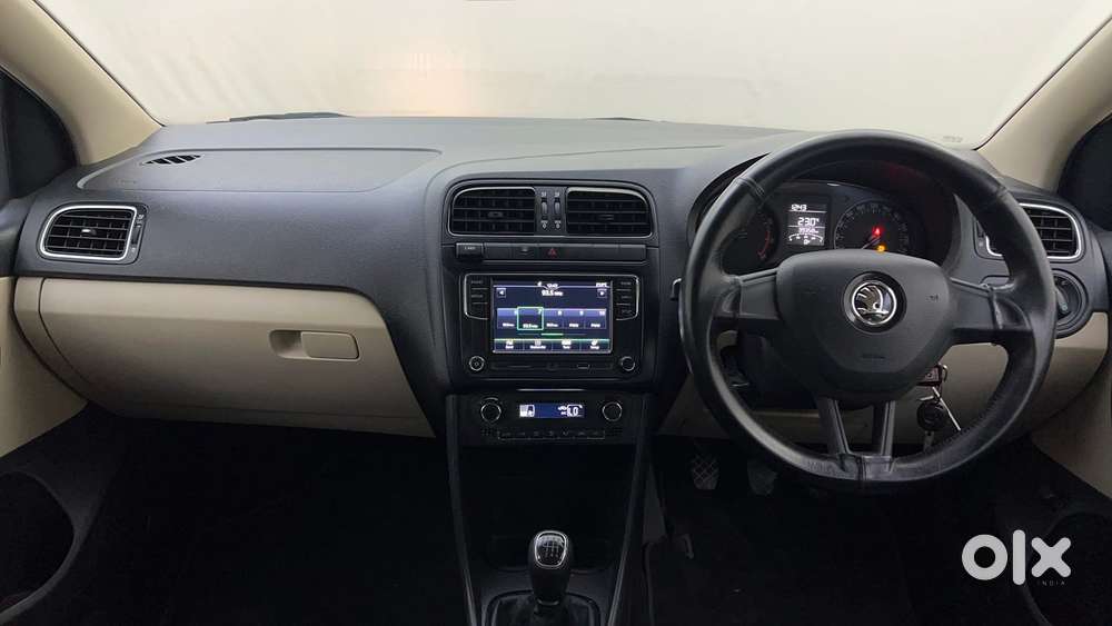 Skoda Rapid 1.0 Tsi Active, 2020, Petrol