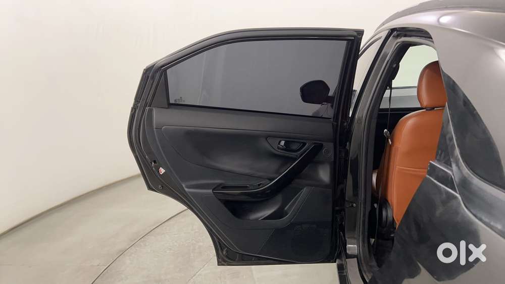 Tata Nexon 1.2 Revotron Xz Plus (l) Dark Edition, 2023, Petrol