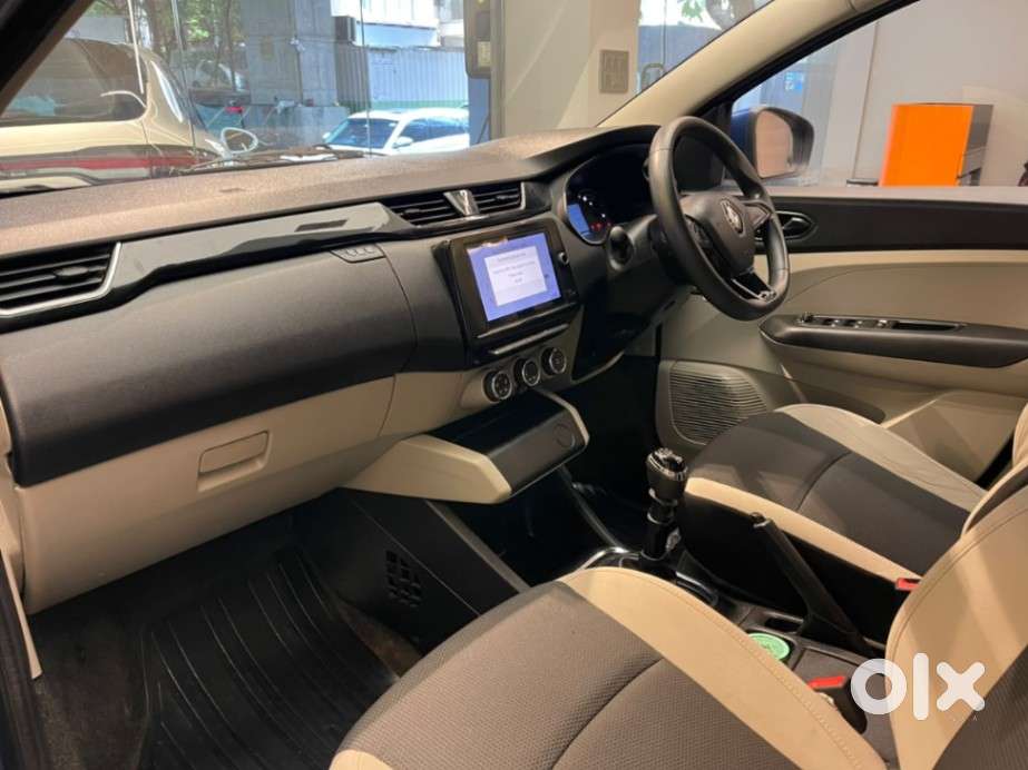Renault Triber Rxt, 2019, Petrol