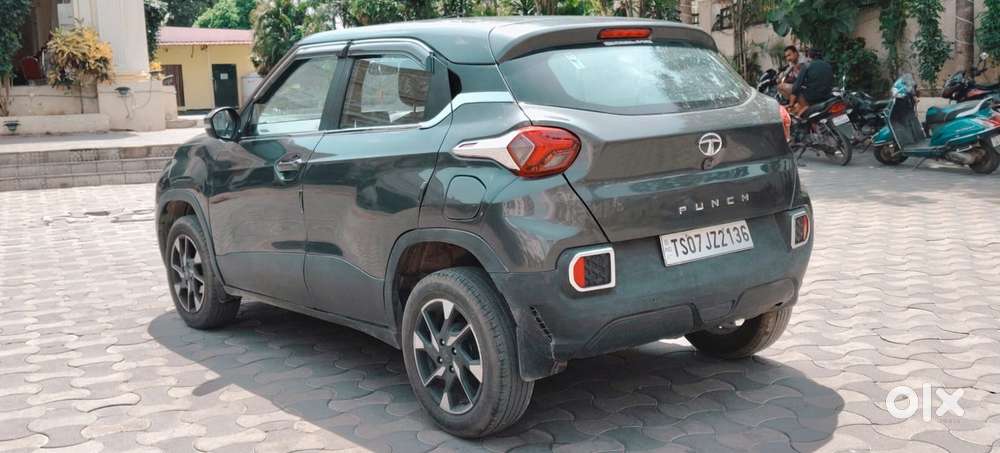 Tata Punch Accomplished, 2023, Petrol